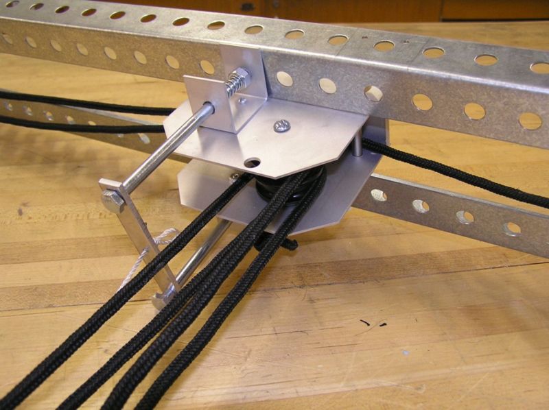 Image:Ceilng-mounted storage lift final prototype left.jpg