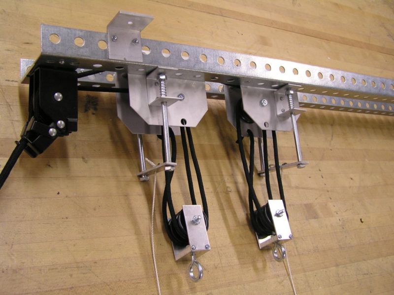 Image:Ceilng-mounted storage lift final prototype left2.jpg