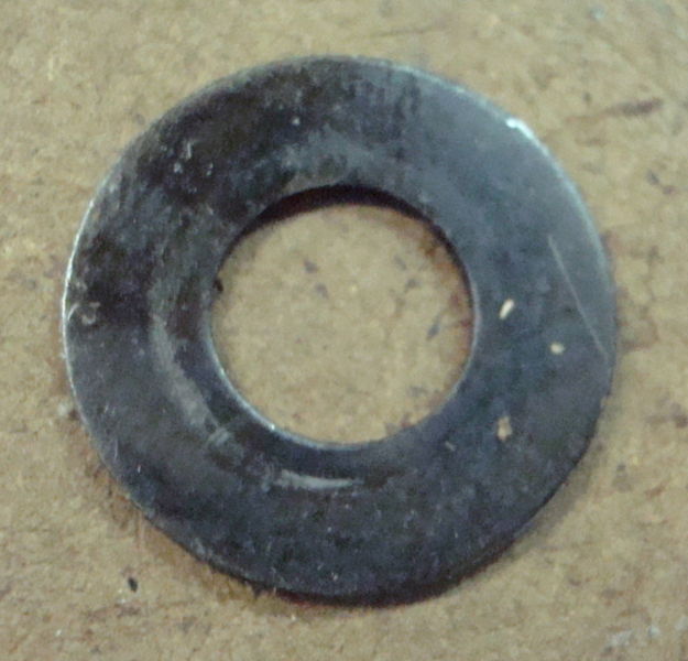Image:Complex post hole digger small washer.jpg